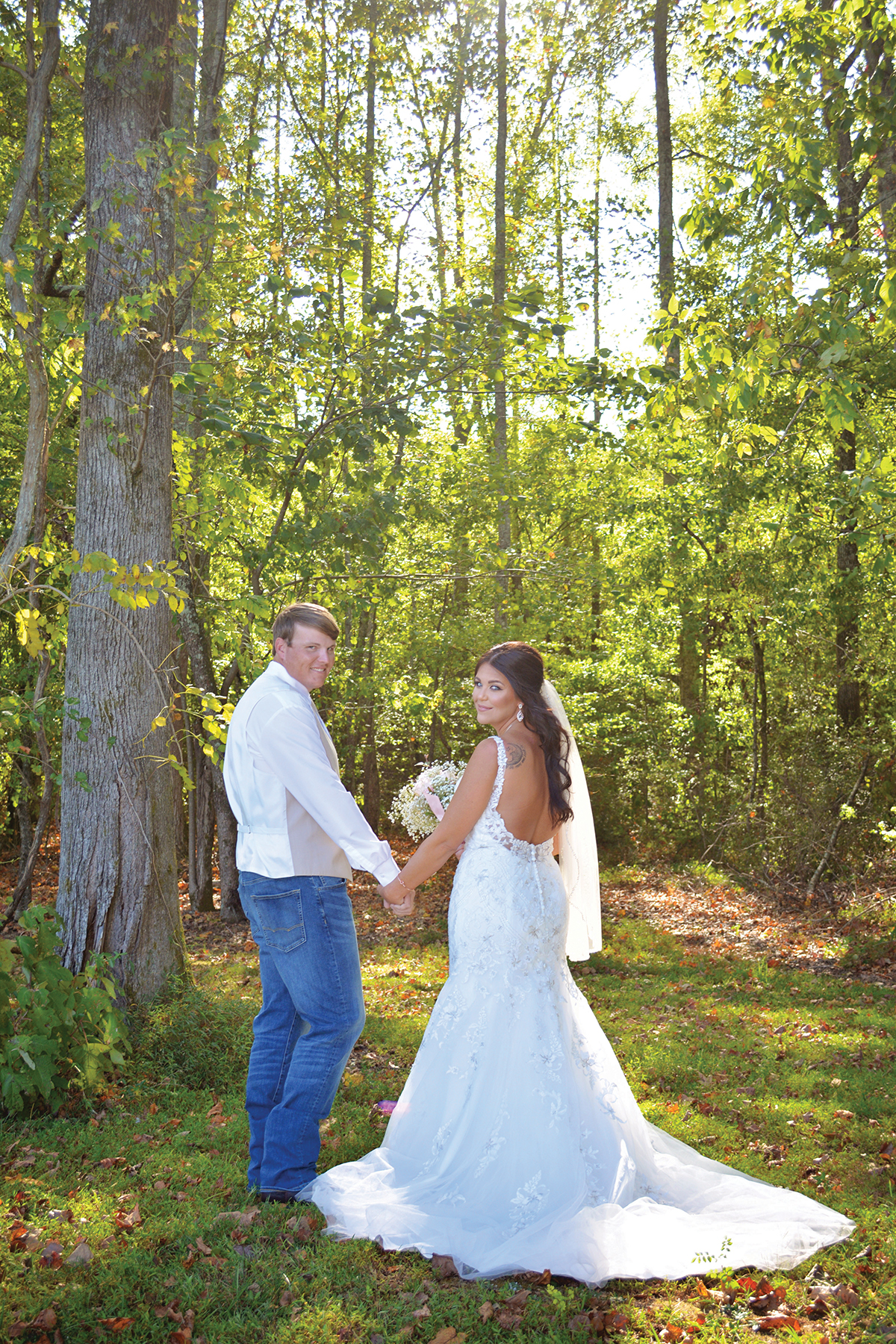 Shannon + Chris Naylor wedding woods